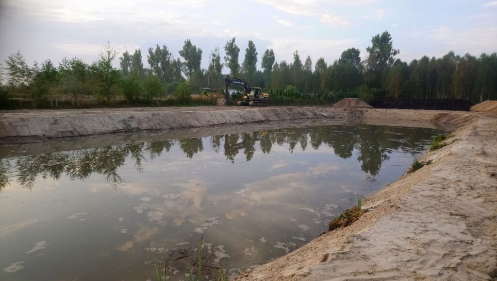 Staw Lisow Uslugi Koparka Stankop 1