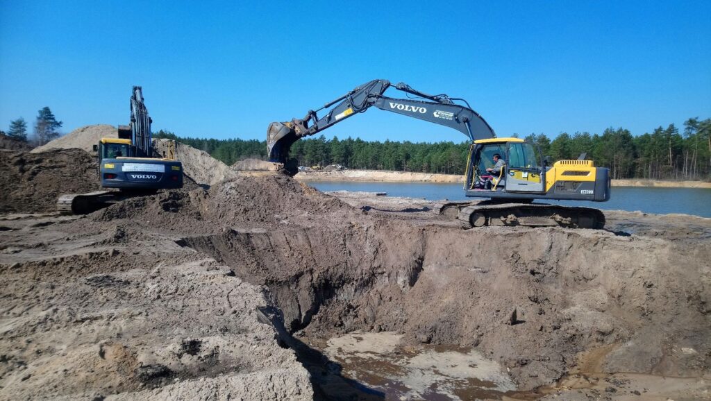 Staw Skrzelcyce Uslugi Koparka Stankop 01
