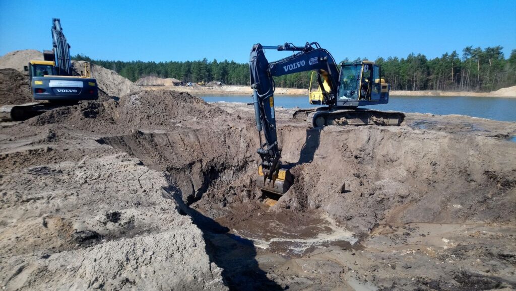 Staw Skrzelcyce Uslugi Koparka Stankop 02