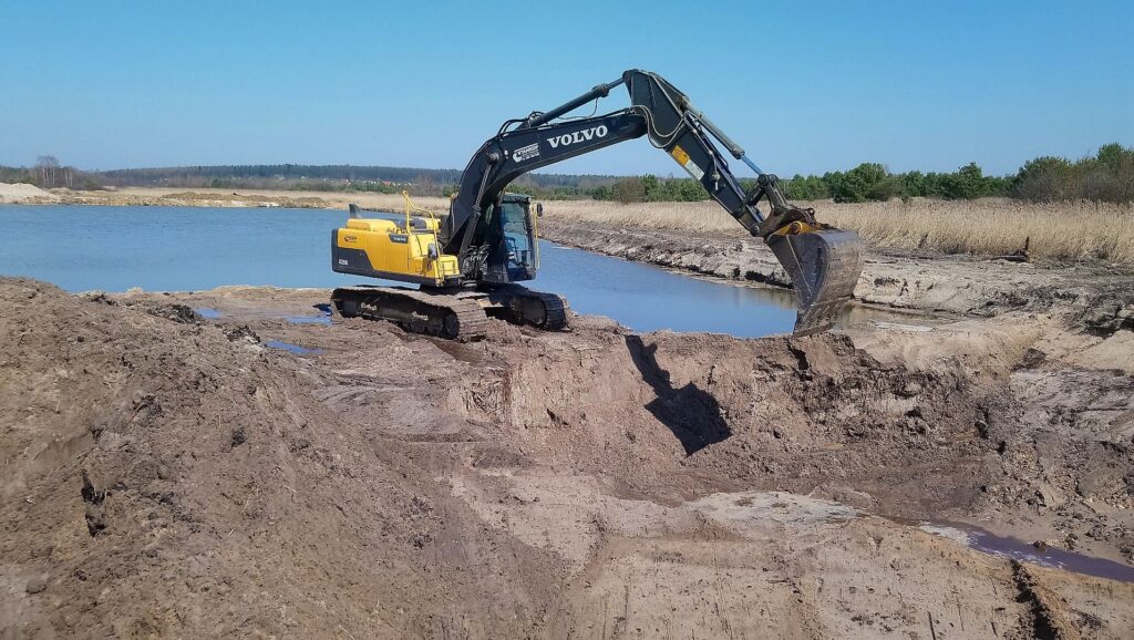 Staw Skrzelcyce Uslugi Koparka Stankop 03