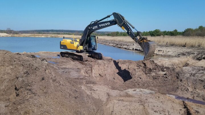 Staw Skrzelcyce Uslugi Koparka Stankop 03